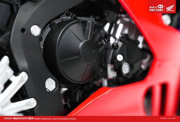 No.1402 免胶预上色1/9 本田CBR1000RR-R 火刃 SP