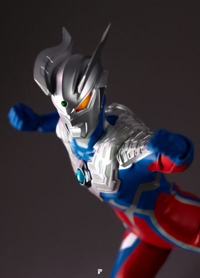 6寸布衣可动人偶-雷欧奥特曼