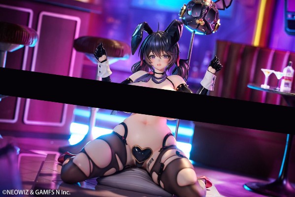 棕色尘埃2 名人兔女郎·罗安