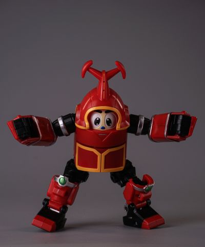 铁甲小宝卡布达 卡布达超级变换人偶