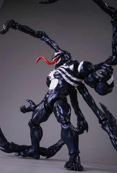 布鲁可 漫威争锋超越版-毒液