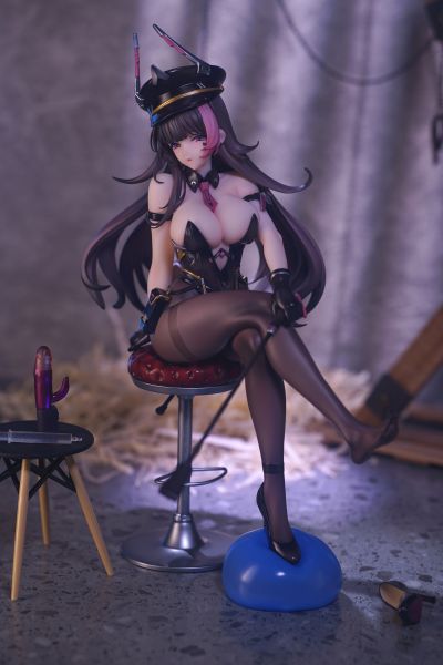 审讯官 宇佐美薰