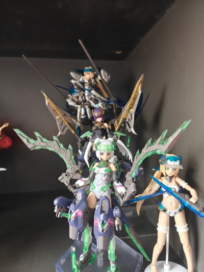 机甲少女 魔鹫科洛尼斯