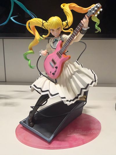 Lucrea 摇滚乃是淑女的爱好 铃之宫莉莉纱