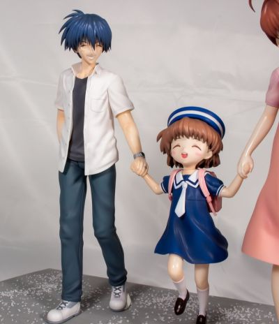 CLANNAD 光之彼岸 冈崎朋也、冈崎渚、冈崎汐