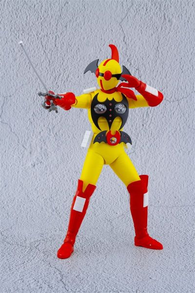 特摄合金伊比路