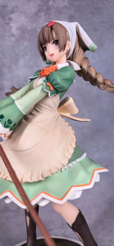 アミル・マナフレア