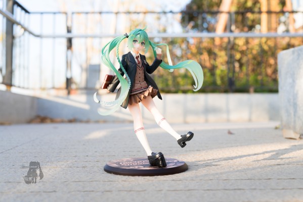 Fashion 初音未来  学院派