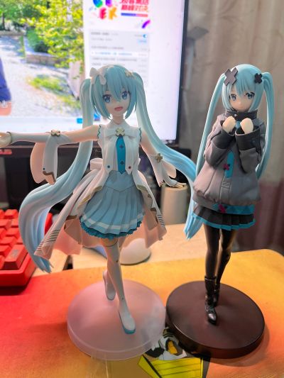 世界计划：毁灭的世界与无法歌唱的初音未来 Luminasta “开窗世界的初音未来”