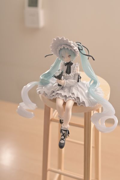 压泡面 初音未来 古典娃娃