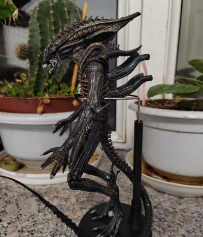 NECA-异形 1/4 比例可动人偶 – 40 周年纪念版 Big Chap