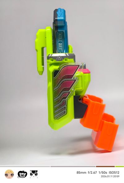 假面骑士艾克赛德系列 SUPER BEST DX三大骑士卡带+必杀技卡槽挂扣