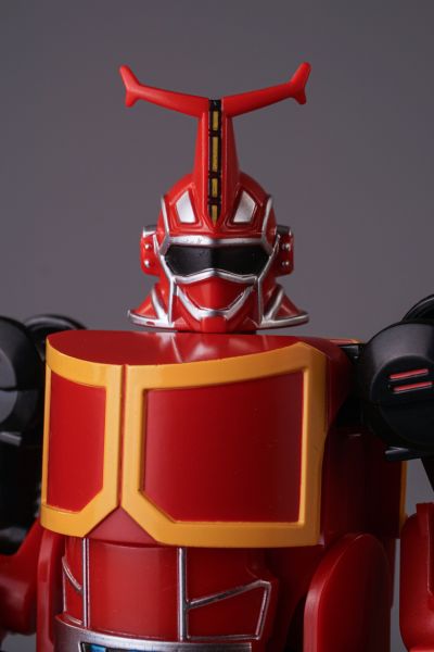 铁甲小宝卡布达 卡布达超级变换人偶