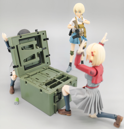 小军械库 [LD033] 野外办公桌 A