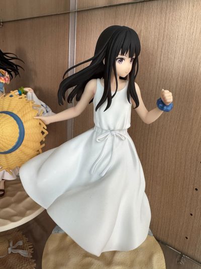 莉可丽丝 井上泷奈 白色连衣裙