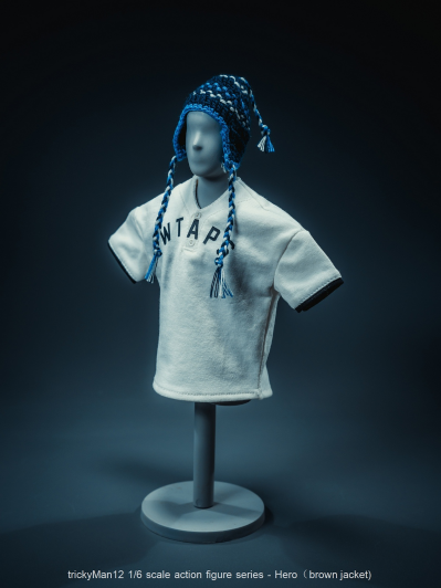 Hero人偶 棕夹克