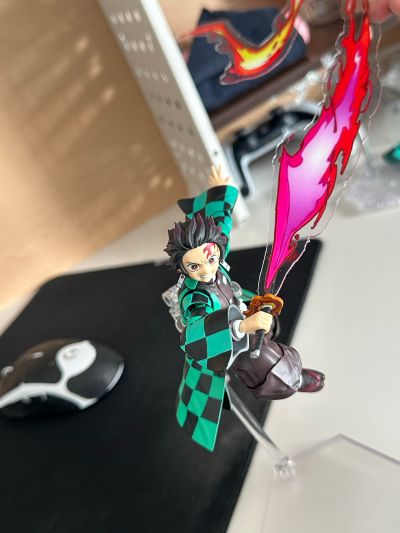 S.H.Figuarts  鬼灭之刃   灶门炭治郎