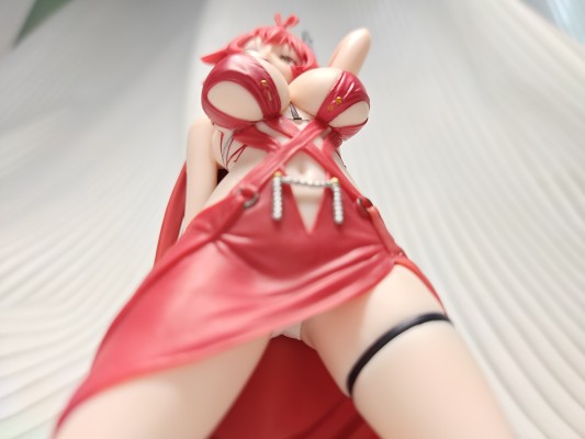 压泡面 胜利女神：新的希望 ー小红帽：荒诞红ー