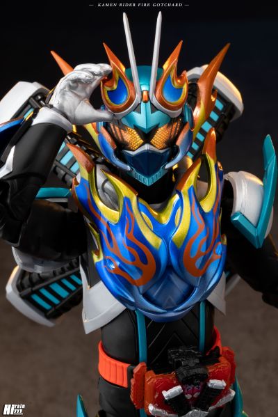 S.H.Figuarts  假面骑士烈焰歌查德