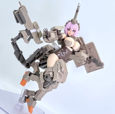 机甲少女 辉锤·甲