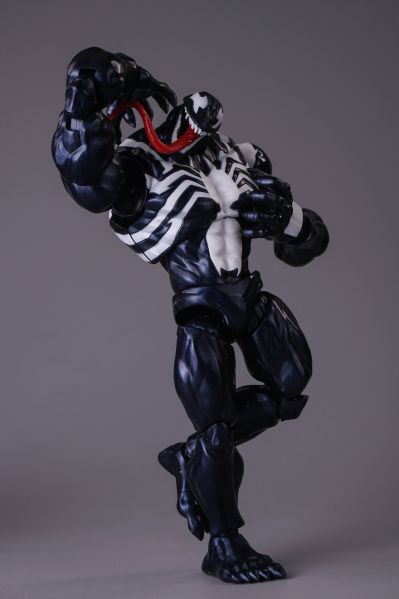 布鲁可 漫威争锋超越版-毒液