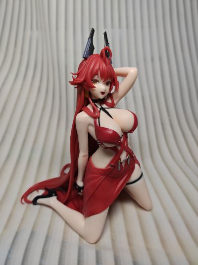 压泡面 胜利女神：新的希望 ー小红帽：荒诞红ー