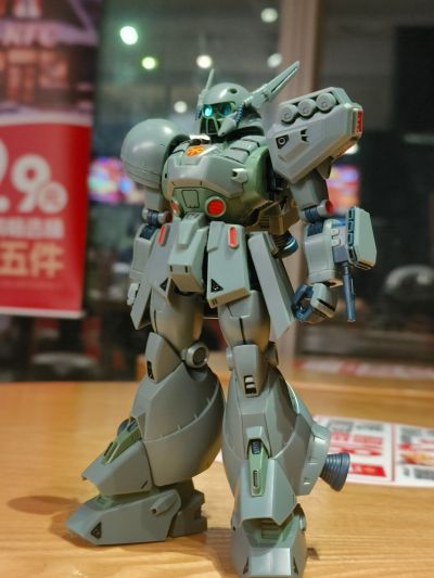 RE/100 1/100 迪南·格