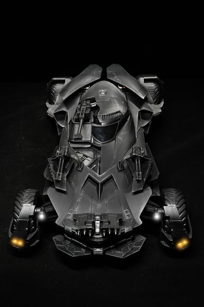 正义联盟 大本蝙蝠侠蝙蝠车 拼装模型