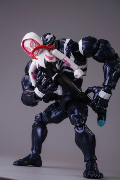 布鲁可 漫威争锋超越版-毒液