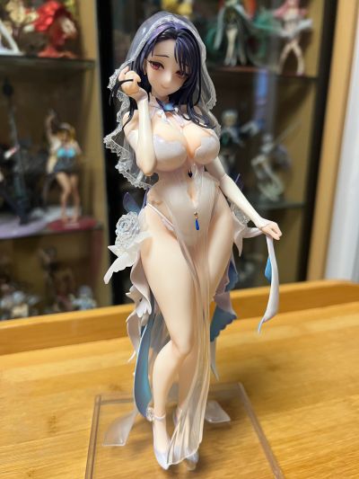 胜利女神：新的希望 伊莎贝尔：蜜月派对