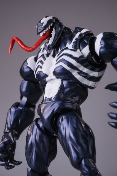 布鲁可 漫威争锋超越版-毒液