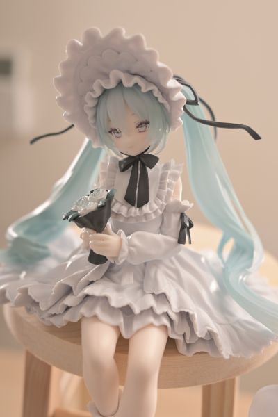 压泡面 初音未来 古典娃娃