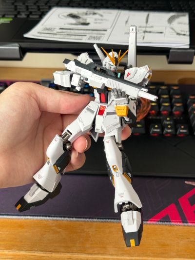 METAL ROBOT魂 ＜机动战士系列＞ ν高达