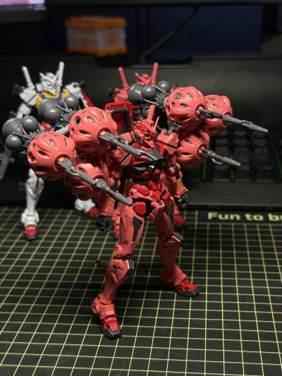 HG 1/144 红色高达