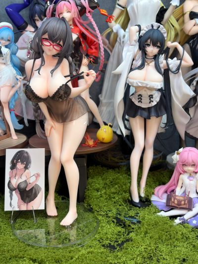 平时不起眼，睡觉时很漂亮的女孩子：赤羽理野