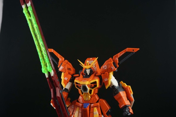 FULL MECHANICS 1/100  巨剑型灾厄高达