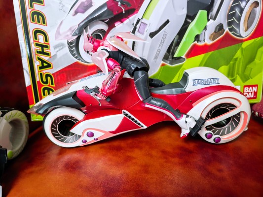 S.H.Figuarts   双逐摩托与配件包（暂译）