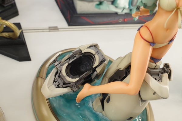 机甲爱丽丝 兼志谷设乐