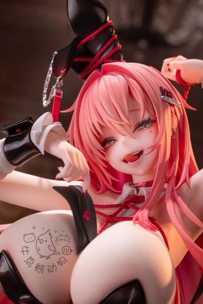 胜利女神：妮姬 薇尔维特