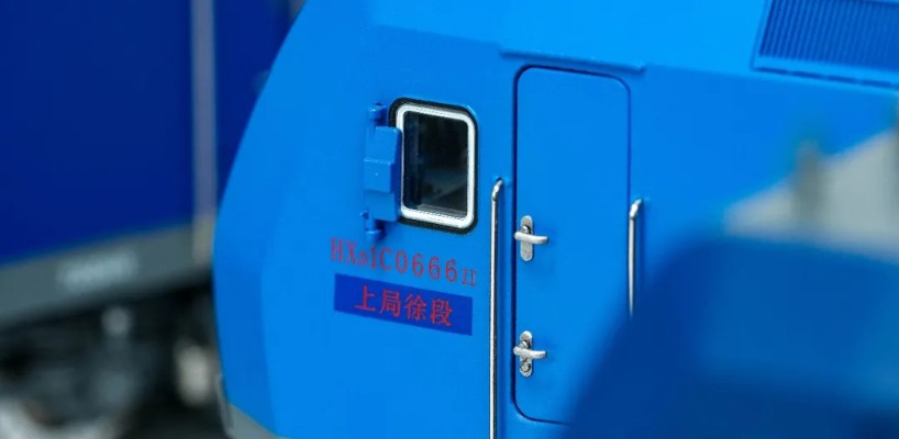 HO比例 和谐D1C HXD1C电力机车