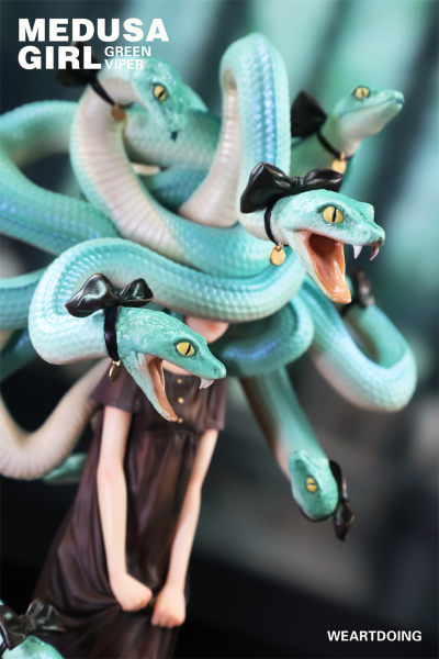 美杜莎少女-绿蝰