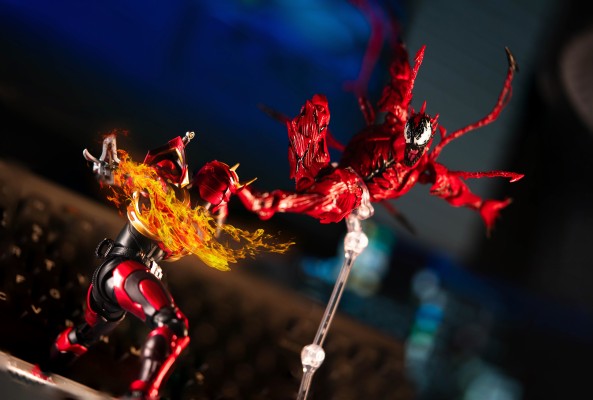 S.H.Figuarts（真骨雕制法）假面骑士装甲响鬼