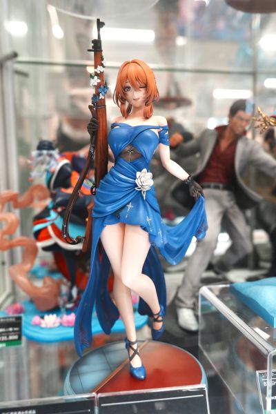 少女前线2:追放 春田 灯火下的女王