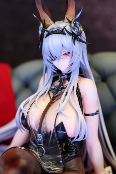 碧蓝航线 弗里茨·鲁梅 （菲莉西娅·鲁梅） Schwarzes Kaninchen