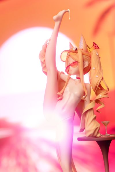 蔚蓝档案 百合园圣娅（泳装）