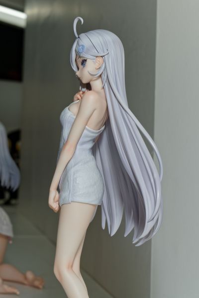 TENITOL TALL 以死亡游戏为生。 幽鬼 GOLDEN BATH