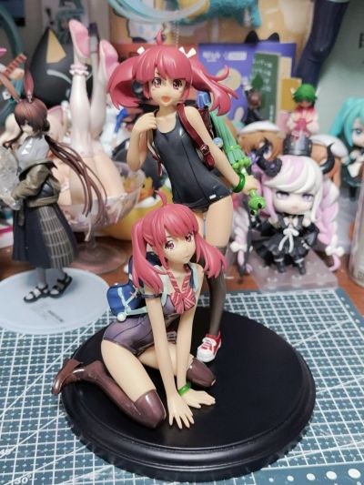 RESI-CARAT 「ぽよよんろっく画集」站姿R18版