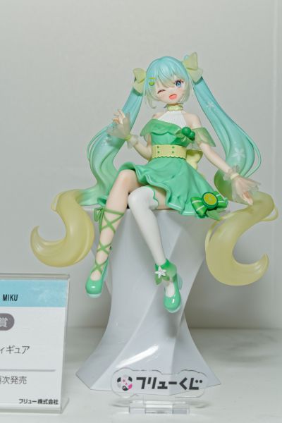 FuRyu赏 初音未来 柑橘未来 B奖 镜音铃 压泡面