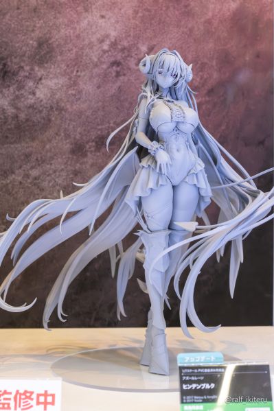 碧蓝航线 希尔德加德（兴登堡）