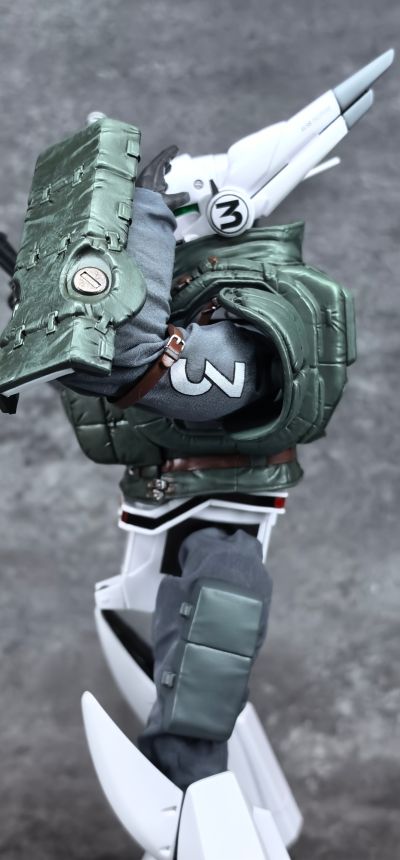 3Z0506 ROBO道 机动警察 英格拉姆3号机 反应装甲